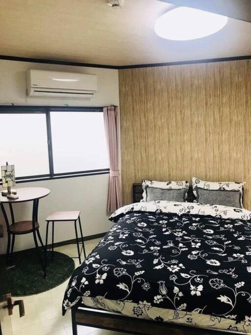 天下茶屋浪漫满屋 Osaka Exterior foto